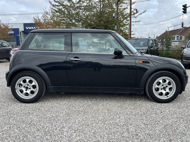 Mini One I (R50/R53) Cooper 115ch CVT NOIR de 2002