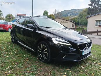  Voir détails -Volvo V40 Cross Country D2 120ch versta Edition G à Lagney (54)