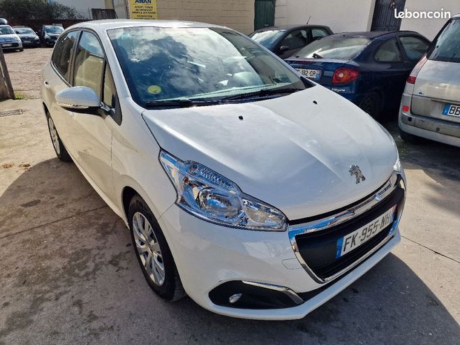 Peugeot 208 1.5 bluehdi 100ch s&s business 89000km 5 Blanc de 2019