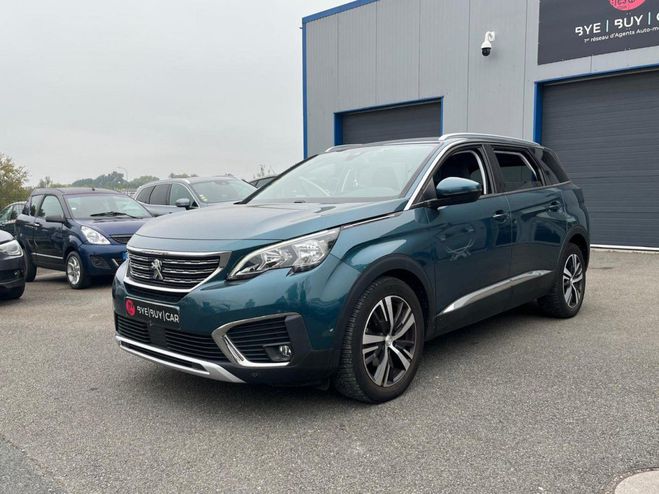 Cliquer pour voir la photo suivante Peugeot 5008 1.6 BlueHDi S&S - 7 PLACES 120 CH BVA EA BLEU FONCE de 2017
