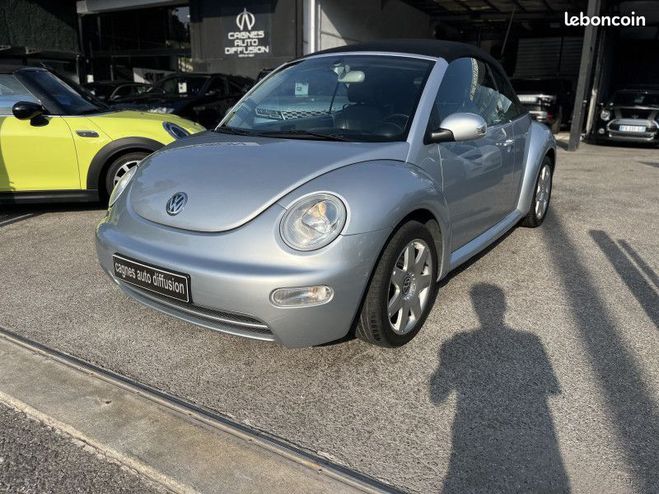 Cliquer pour voir la photo suivante Volkswagen Beetle 1.6 102CH CARAT Gris de 2006