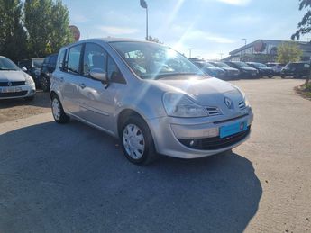  Voir détails -Renault Modus 1.5 dCi85 Expression Quickshift à vreux (27)