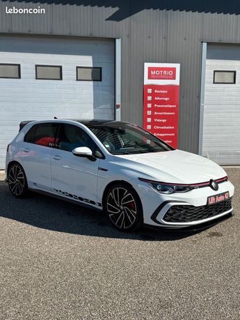  Voir détails -Volkswagen Golf 8 gti 245 dsg7 à Castelculier (47)