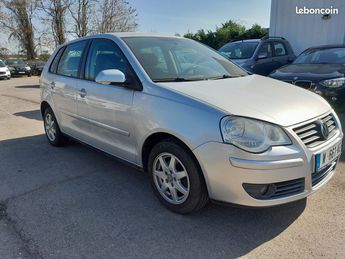  Voir détails -Volkswagen Polo 1.4i 80Ch CONFORT 5P 2006 à Colmar (68)