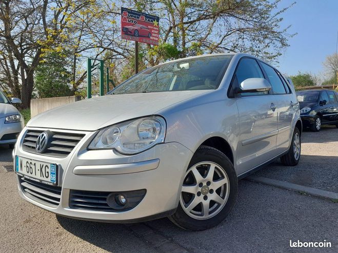 Volkswagen Polo 1.4i 80Ch CONFORT 5P 2006 Gris de 2006
