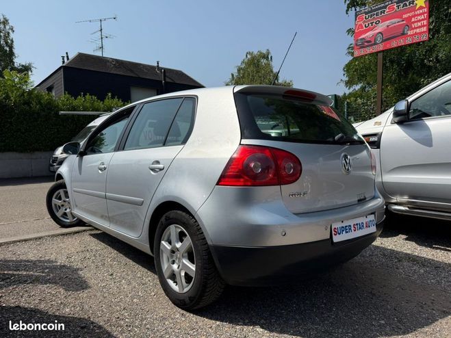 Volkswagen Golf 5 1.4l 16V TRENDLINE 80CV 5P 2007 Gris de 2007