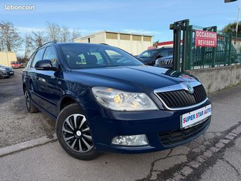  Voir détails -Skoda Octavia Combi 2 1.4l tsi ambition dsg 2012 à Colmar (68)