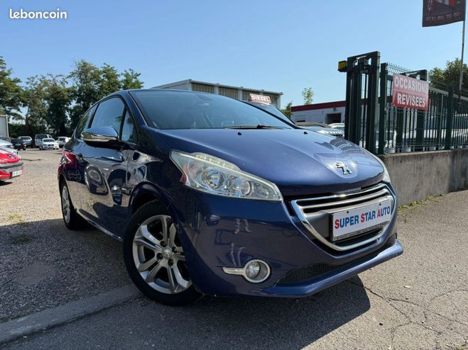 Cliquer pour voir la photo suivante Peugeot 208 1.4l VTI 95CV 3P 2012 Bleu de 2012