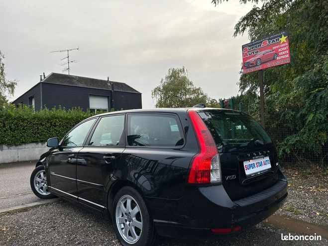 Volvo V50 D2 KINETIC 1.6d BVM6 115CV 2010 Noir de 2010