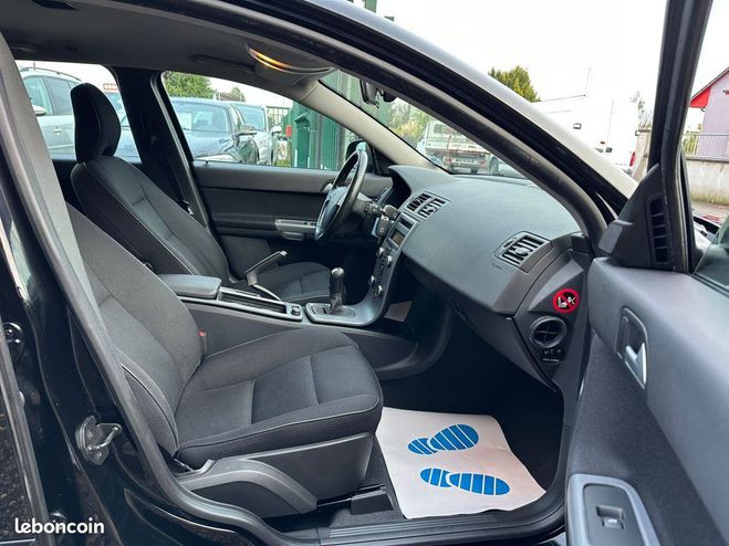 Volvo V50 D2 KINETIC 1.6d BVM6 115CV 2010 Noir de 2010