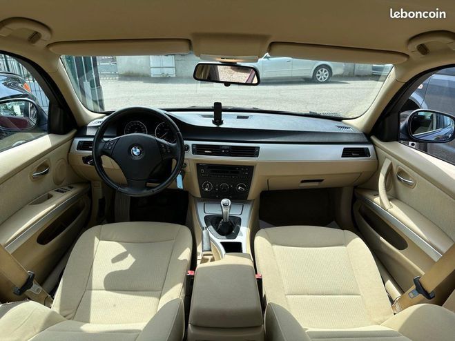 BMW Serie 3 320I 2.0l E90 N43 170CH PACK PREMIERE 20 Bordeaux de 2008