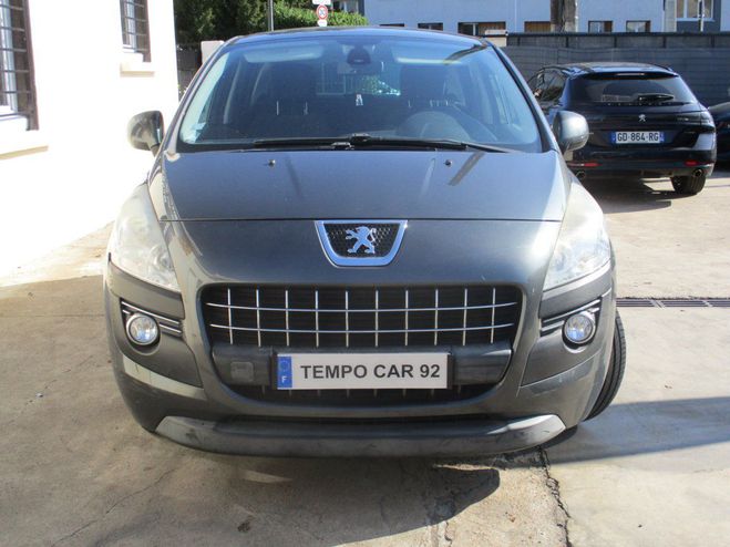 Peugeot 3008 1.6 HDi 16V 110ch FAP Confort Pack GRIS de 2010