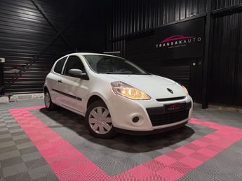  Voir détails -Renault Clio 3 1.5 dci 85 à Douai (59)
