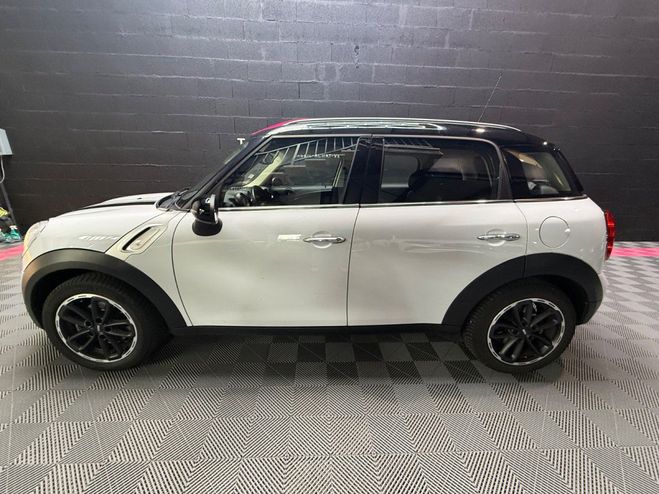 Mini Countryman R60 122 ch Cooper Finition Chili A Blanc de 2016