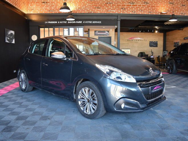 Peugeot 208 1.2 PureTech 110ch SS BVM5 Allure Gris de 2015