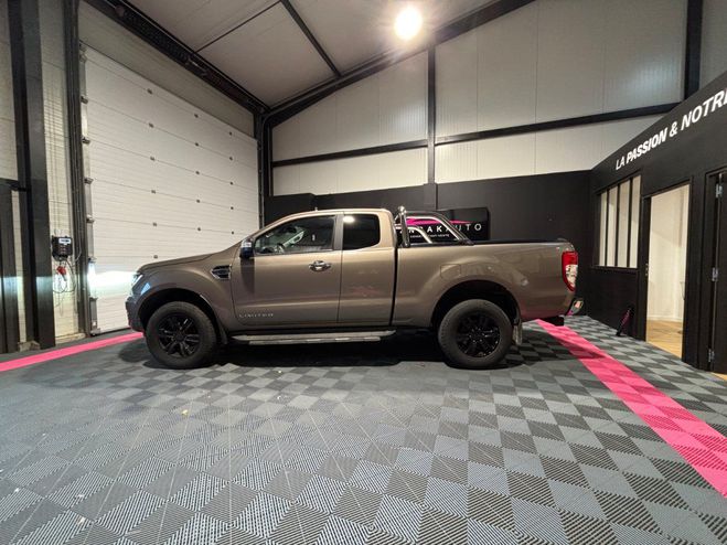 Ford Ranger DOUBLE CABINE 2.0 ECOBLUE 213 BV10 LIMIT Gris de 2021