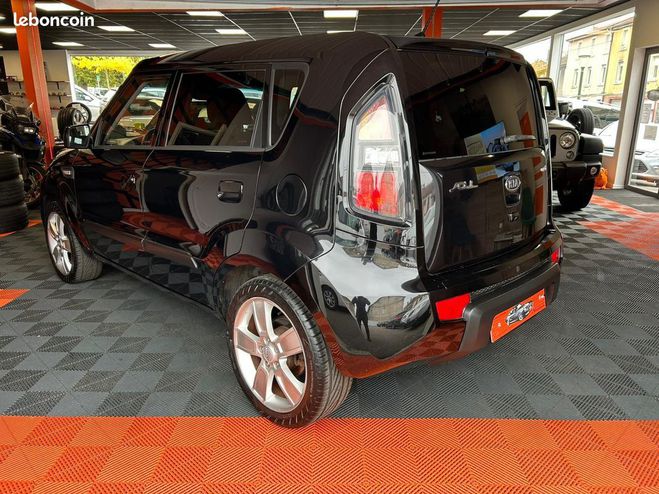 Kia Soul 1.6 CRDI 16v 128 cv Garantie 12 mois Noir de 2010