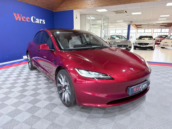 Tesla Model 3 Tesla Model 3 HIGHLAND 275CH STANDARD-PLUS BVA ROUGE FONCE de 2024