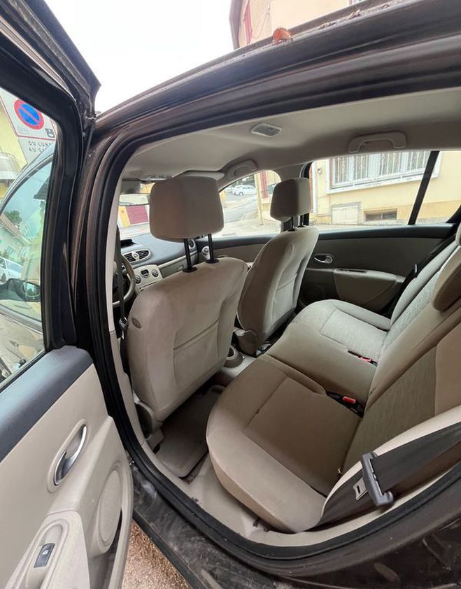 Renault Clio  Noir de 2006