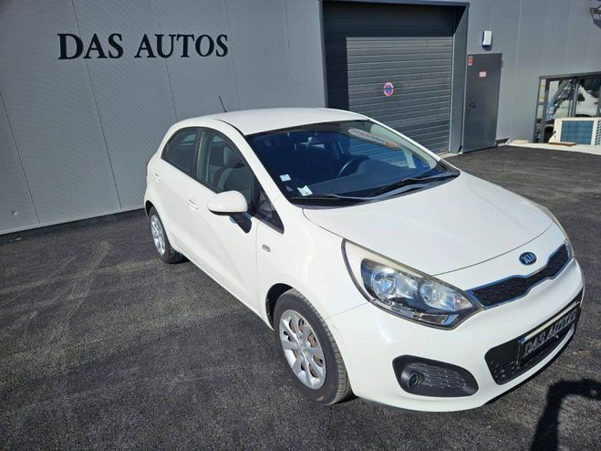 Kia Rio 1.1 CRDI 75cv Active 5p BLANC de 2014