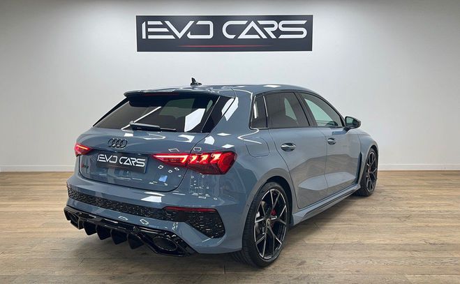 Audi RS3 8Y 2.5 TFSI 400 ch / Bang & Olusfen / Ma Gris Anthracite de 2022