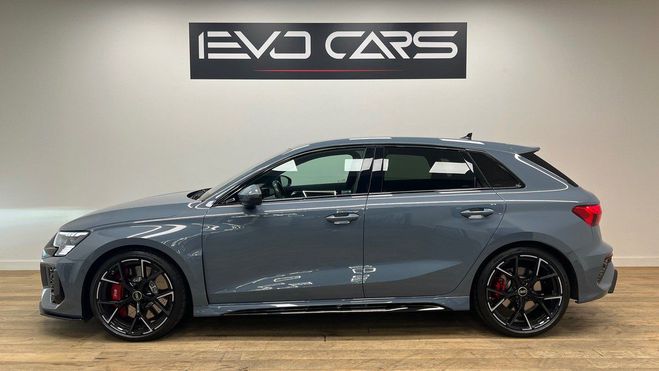 Audi RS3 8Y 2.5 TFSI 400 ch / Bang & Olusfen / Ma Gris Anthracite de 2022