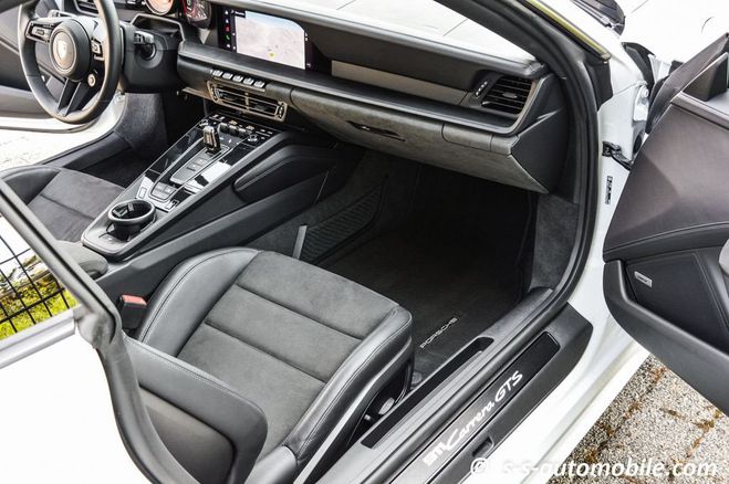 Porsche 911 992 CARRERA GTS 480cv MALUS INCLUS BLANC CARRARA de 2022