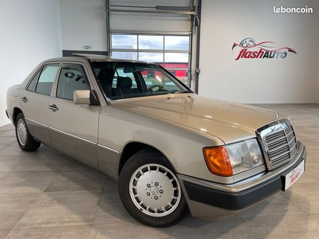 Mercedes 200 Mercedes 200 124 SERIES 200E 2.0 i 120cv-1992 Beige de 1992