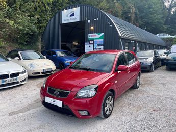  Voir détails -Kia Rio 1.5 CRDi 110cv 2me main phase 2 à Sathonay-Camp (69)