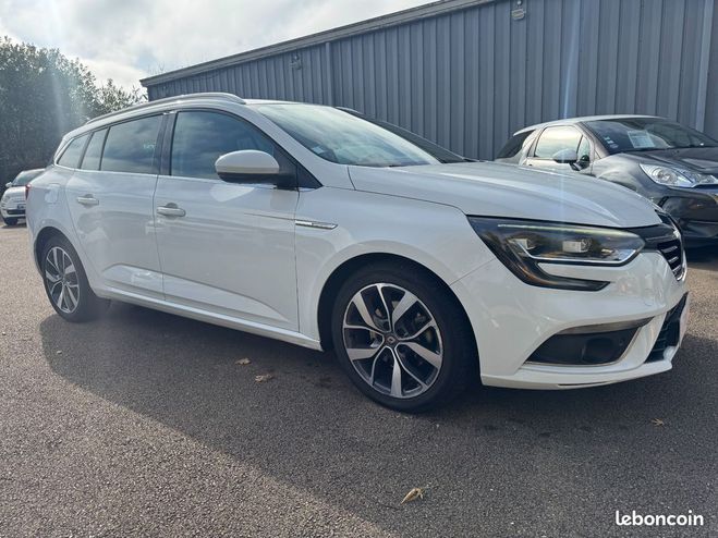 Renault Megane IV ESTATE 1.6 DCI 130 CH Intens Blanc de 2016