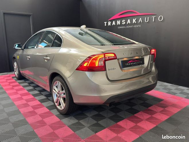 Volvo S60 D3 163ch Xnium DISTRIBUTION  JOUR RVI Beige de 2010