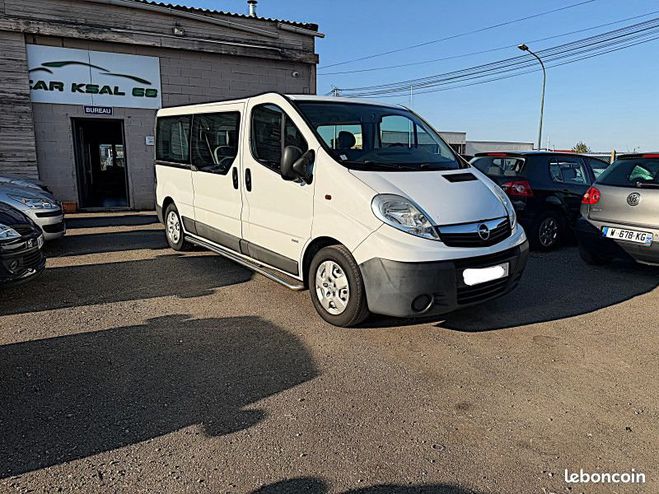 Opel Vivaro Opel Vivaro COMBI 2.0 CDTI RALLONGER 9 PLACES Blanc de 2010