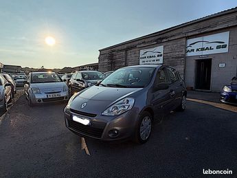  Voir détails -Renault Clio III 1.2 16V 75CH EXPRESSION 5P à Wittelsheim (68)