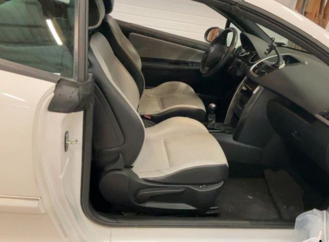 Peugeot 207 CC 1.6 VTI 16V ROLAND GARROS IV Blanc de 2013