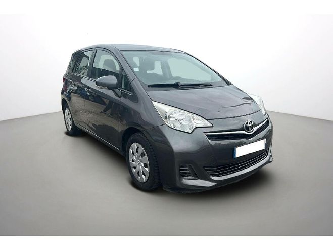 Toyota Verso 100 VVT-i Dynamic BVA Gris fonc� de 2012