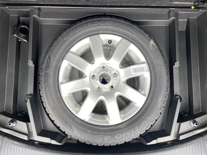 Volkswagen Touran 1.6 TDI 105CH FAP CUP BLANC de 2015