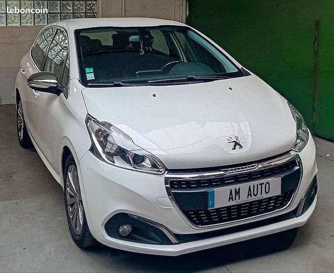 Peugeot 208 1,5L BlueHDI Blanc de 2018