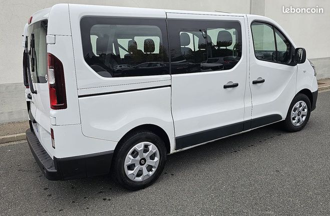 Renault Trafic iii 2.0 dci 145 cv edc6 9 places Blanc de 2020