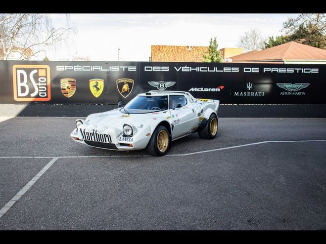 Cliquer pour voir la photo suivante Lancia Stratos HF3000 Hawk V6 3.0l 12V QV - 200ch Blanc Verni de 1976