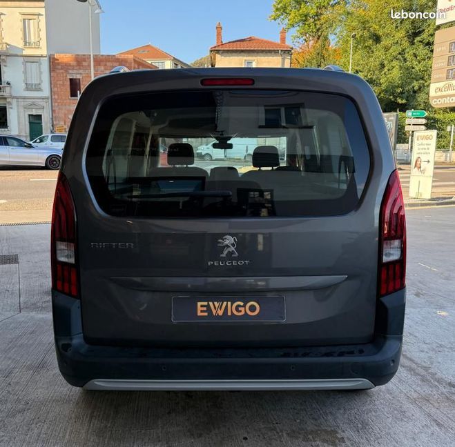 Peugeot Rifter LONG 1.5 BLUEHDI 100 ALLURE 7PL + CARPLA Gris de 2020