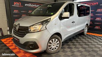  Voir détails -Renault Trafic combi expression L2H1 DCi 125 CV 9 PLACE à Cappelle-la-Grande (59)