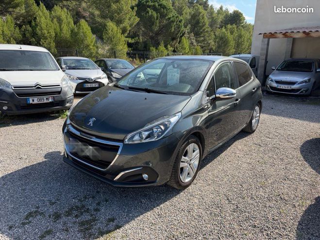 Peugeot 208 1.2 vti 82 ch Gris de 2017