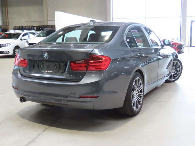 BMW Serie 3 318 dA Berline Gris Mtallis de 