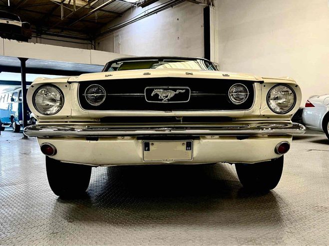 Ford Mustang Ford Mustang PACK GT - BOITE MANUELLE 5 Blanc Verni de 1966