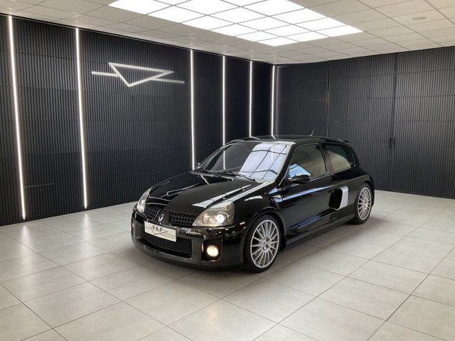 Cliquer pour voir la photo suivante Renault Clio V6 PHASE II 255CV II V6 Noir de 2005