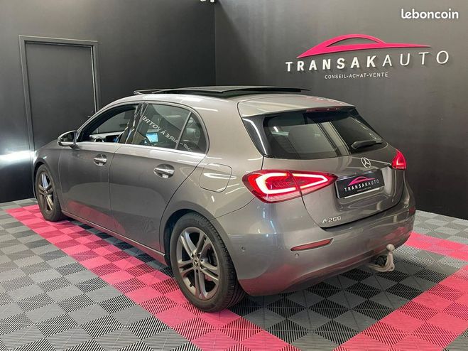 Mercedes Classe A BUSINESS 200 7G-DCT 163 ch TOIT OUVRANT  Gris de 2019