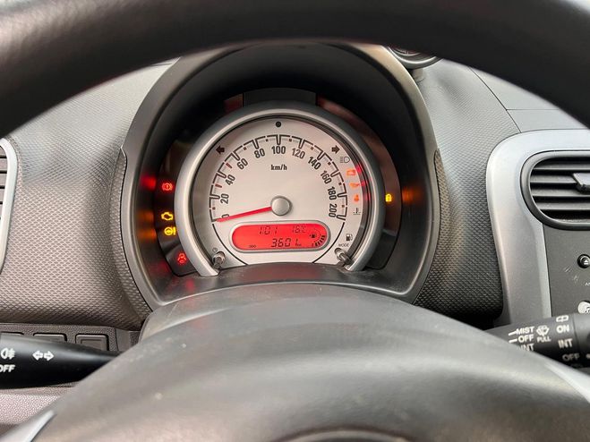 Opel Agila Opel Agila 1.0 68 ESSENTIA MARRON de 2014