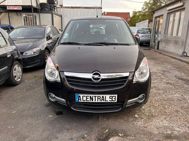 Opel Agila Opel Agila 1.0 68 ESSENTIA MARRON de 2014