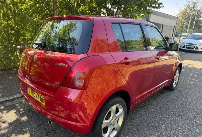 Suzuki Swift Suzuki Swift III (Fab. Japon) 1.3 i 16V 4WD 93 cv  de 2006