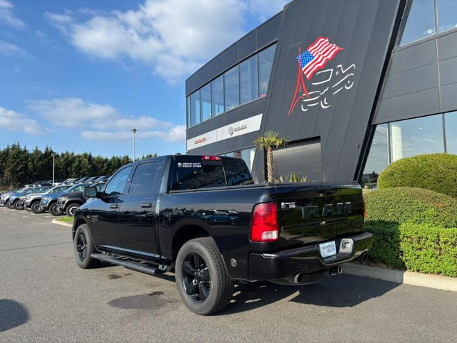 Dodge Ram 1500 CREW SLT CLASSIC BLACK PACKAGE GPL Noir de 2023